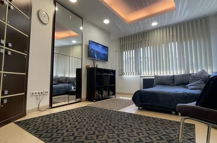 Bulevardul Dacia, stradal, vanzare apartament 4 camere, 110 mp totali, anunturi imobiliare Bucuresti