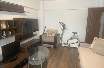 Apartament 3 camere de vanzare CENTRAL - Vrancea anunturi imobiliare Vrancea