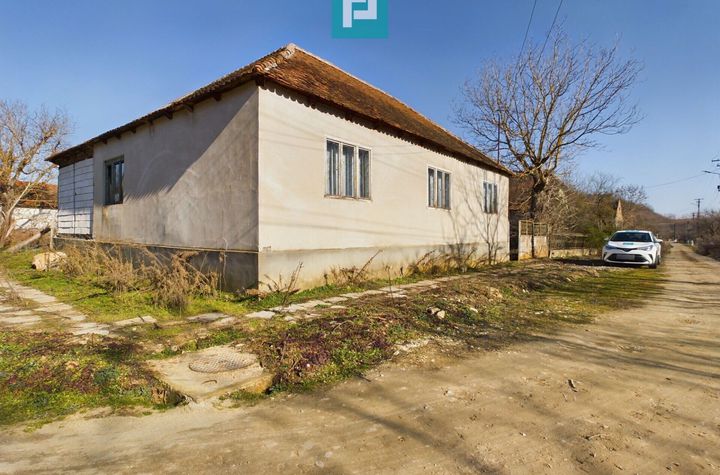 Casă de vacanță în zonă pitorească anunturi imobiliare Arad