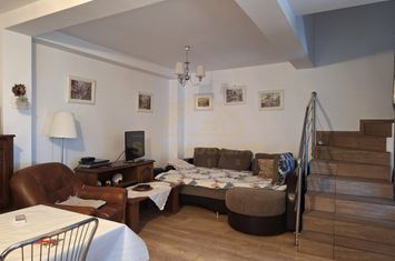 VILA DUPLEX P+1+M-CENTRU PRIMARIE anunturi imobiliare Bucuresti