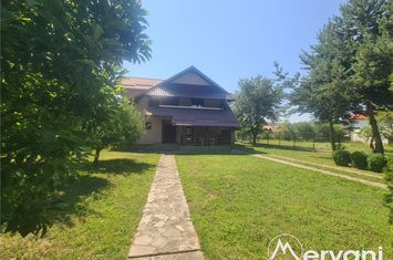 Vilă - 6 camere de vanzare BREAZA - Prahova anunturi imobiliare Prahova