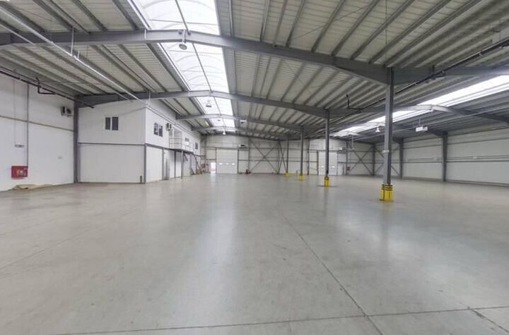 Hală industrială de închiriat în Arad 1799 mp anunturi imobiliare Arad